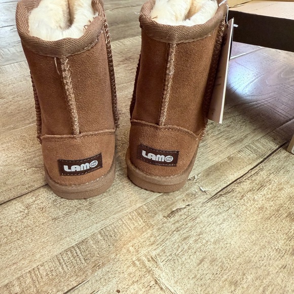 Lamo toddler boots nwt - Picture 2 of 7